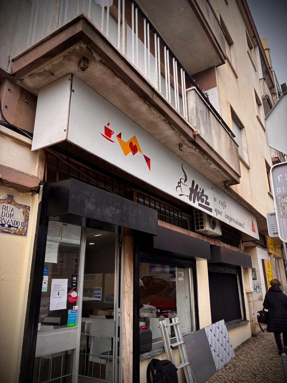 Fachada Comercial Premium